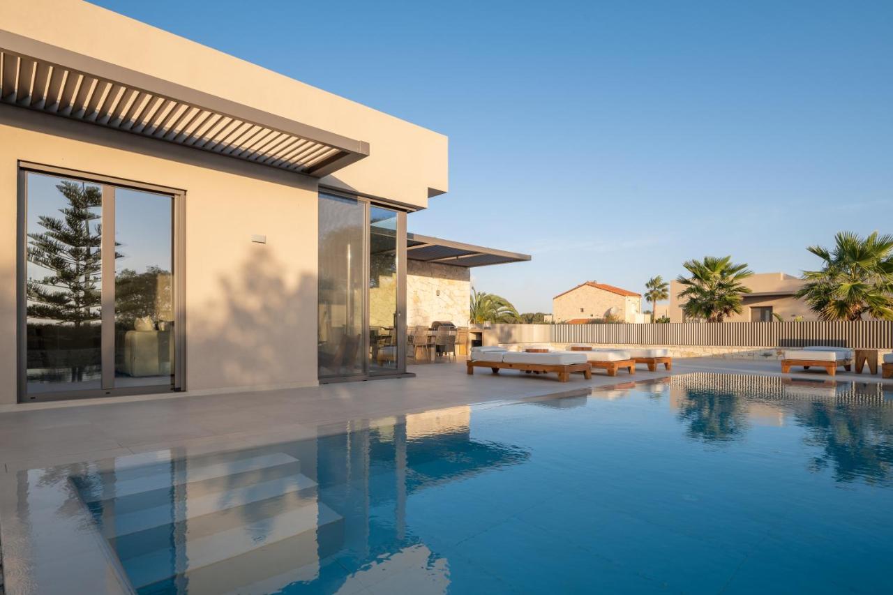 Athina Luxury Villa, With Pool & Walk To The Beach, By Thinkvilla Chania  Buitenkant foto
