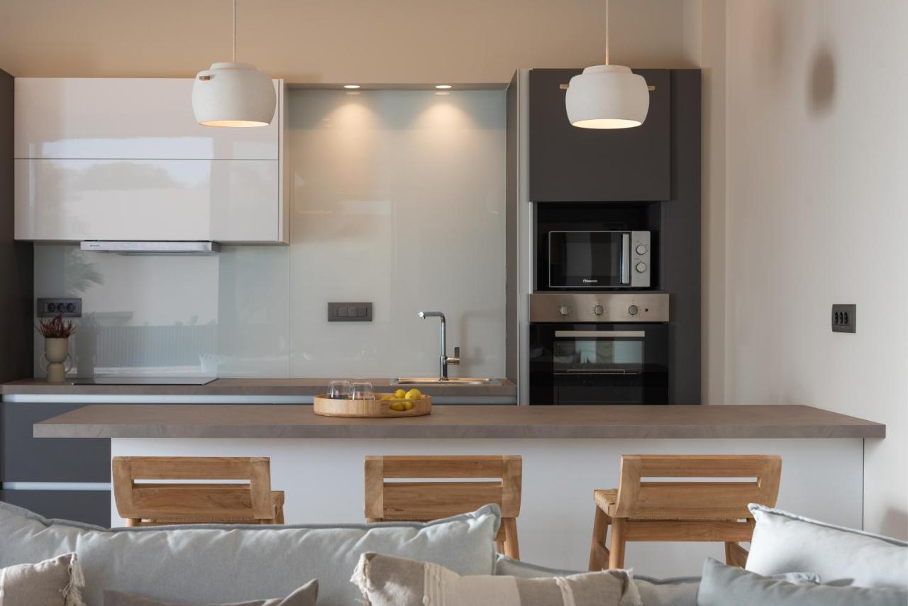 Athina Luxury Villa, With Pool & Walk To The Beach, By Thinkvilla Chania  Buitenkant foto