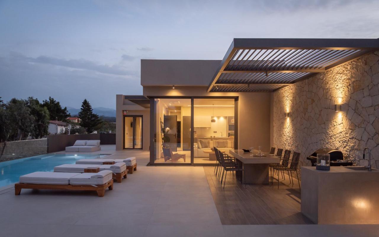 Athina Luxury Villa, With Pool & Walk To The Beach, By Thinkvilla Chania  Buitenkant foto
