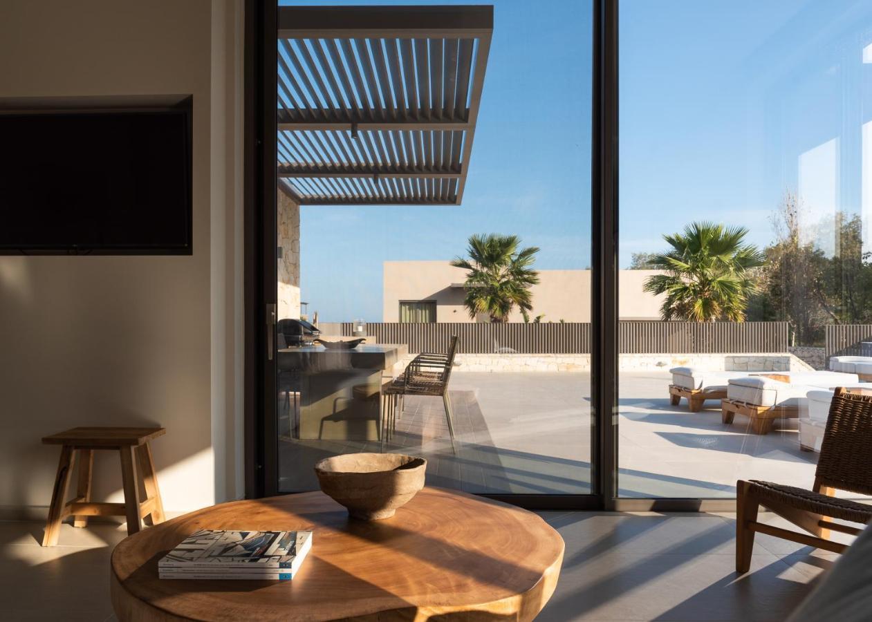 Athina Luxury Villa, With Pool & Walk To The Beach, By Thinkvilla Chania  Buitenkant foto