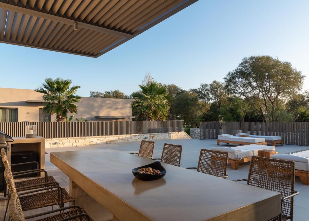 Athina Luxury Villa, With Pool & Walk To The Beach, By Thinkvilla Chania  Buitenkant foto
